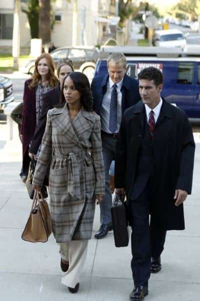 Olivia Pope wearing grey jacket