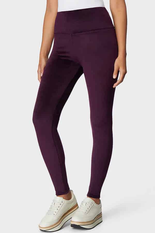 9 best online stores to buy affordable workout clothes for women 2 Workout pants from online store 32 Degrees.