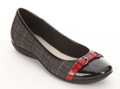 Checked flats