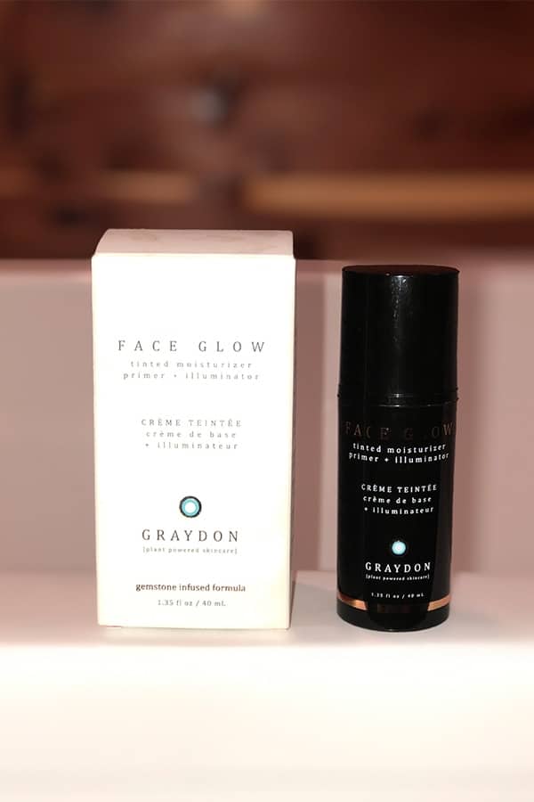 Face Glow tinted moisturizer