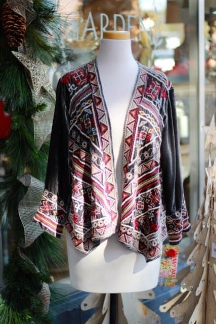 alpharetta shopping guide - la bella maison - scarf on mannequin