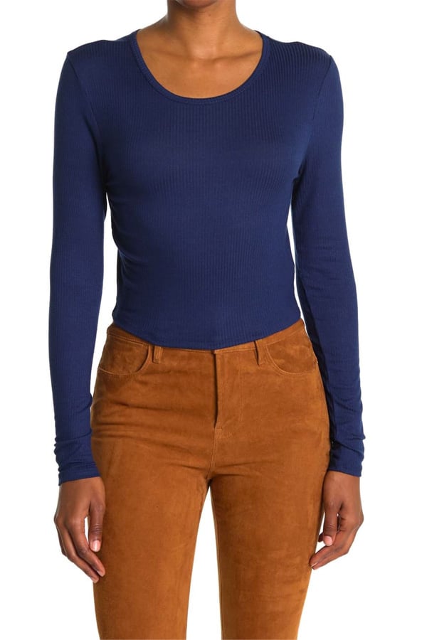 Long-sleeved t-shirt