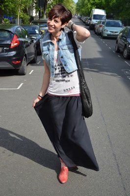 Girl wearing oxford shoe with maxi skirt