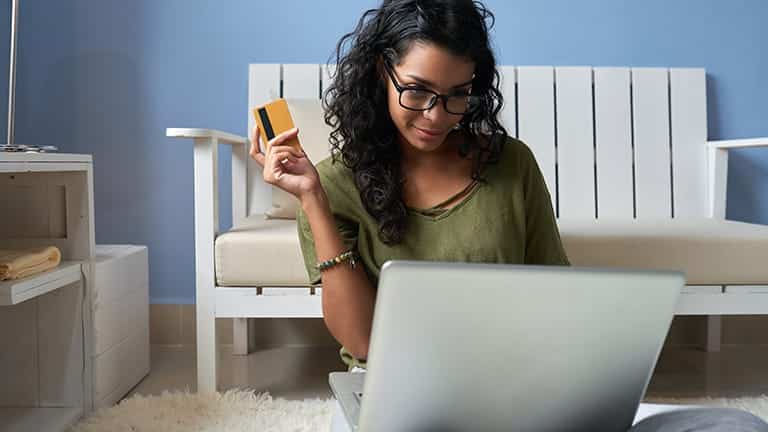 Woman shopping Walgreens online.