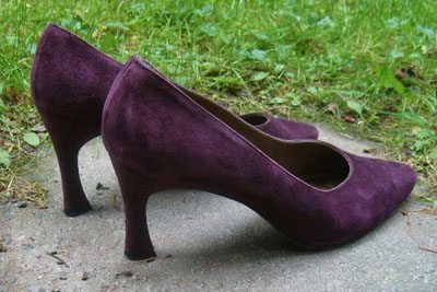 Vintage Yves Saint Laurent pumps