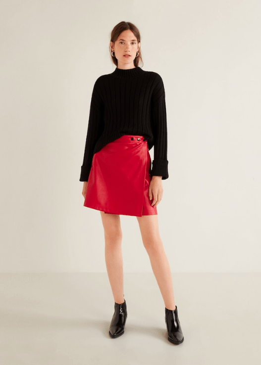 How to wear a leather skirt in summer 2 Woman wearing bright red leather skirt